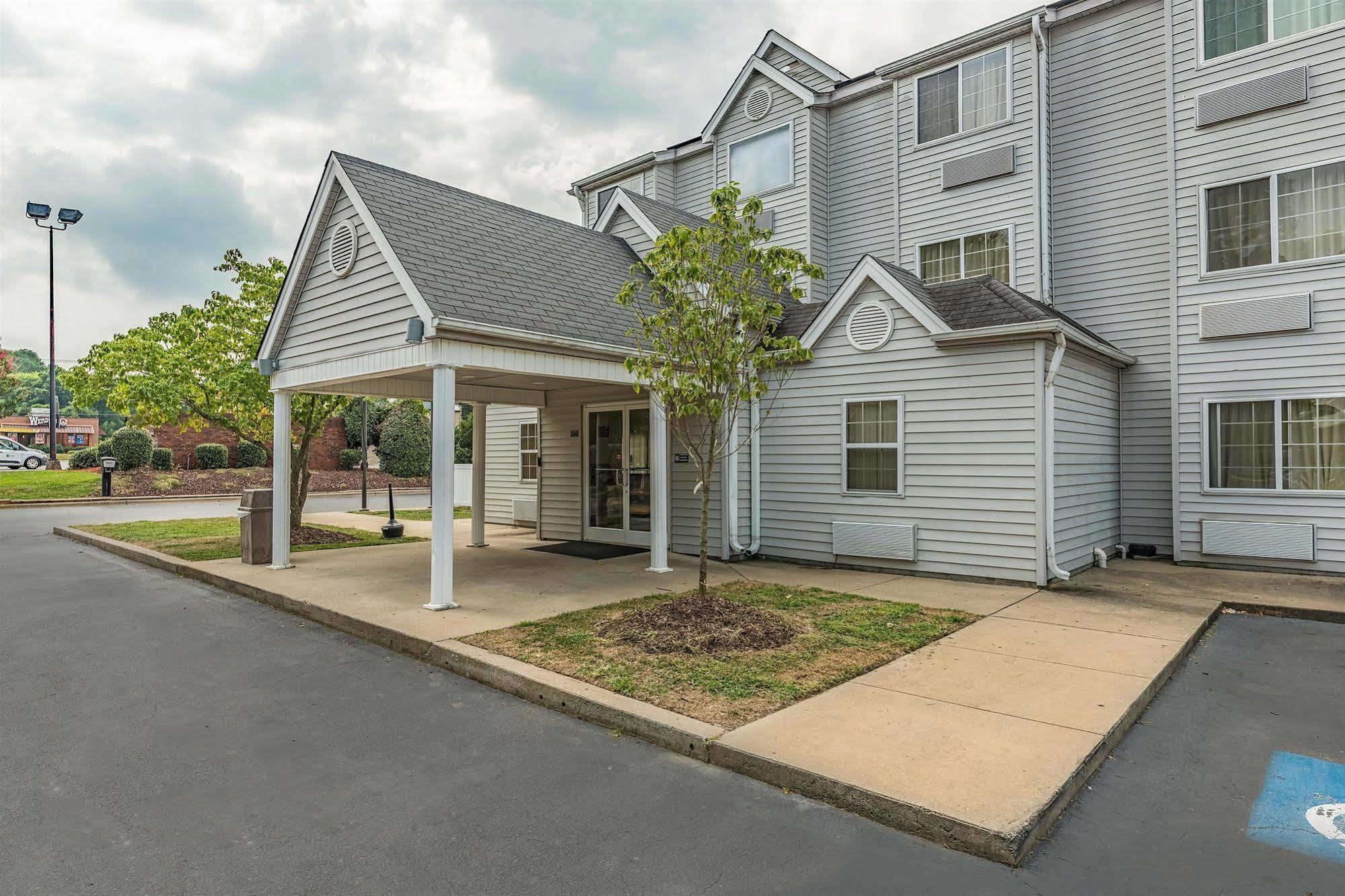 Motel 6-Charlotte, Nc - University Экстерьер фото