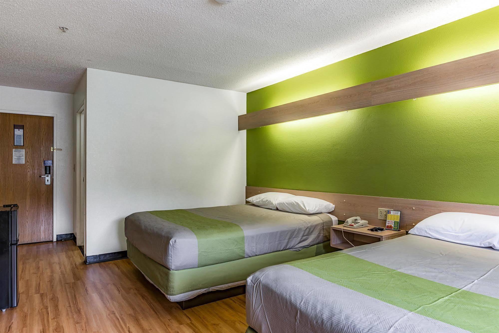 Motel 6-Charlotte, Nc - University Экстерьер фото