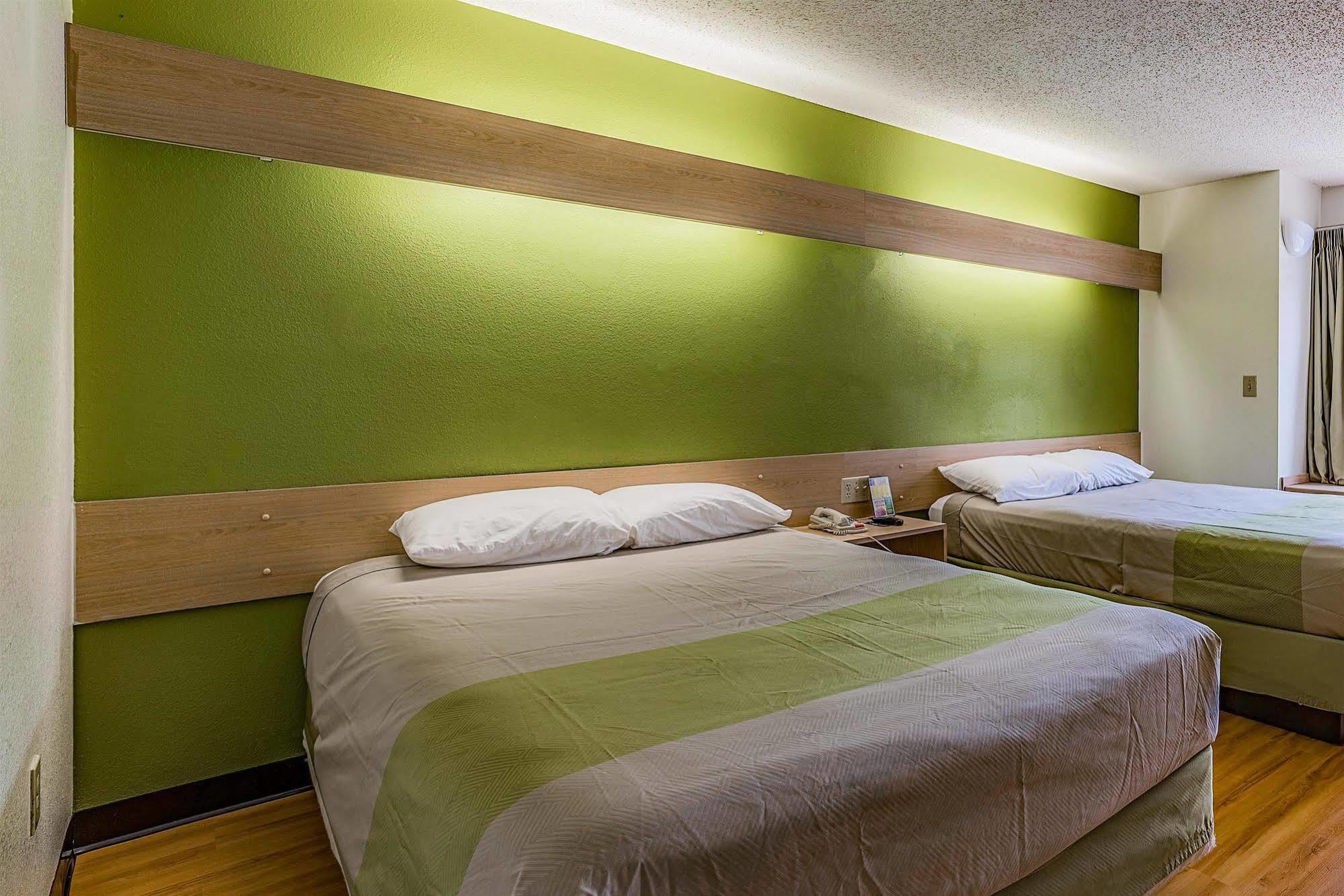 Motel 6-Charlotte, Nc - University Экстерьер фото
