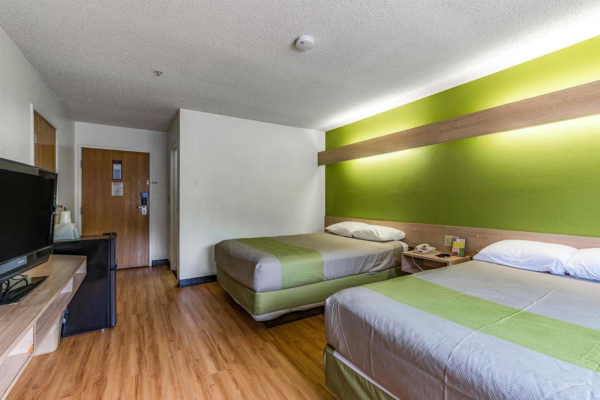 Motel 6-Charlotte, Nc - University Экстерьер фото